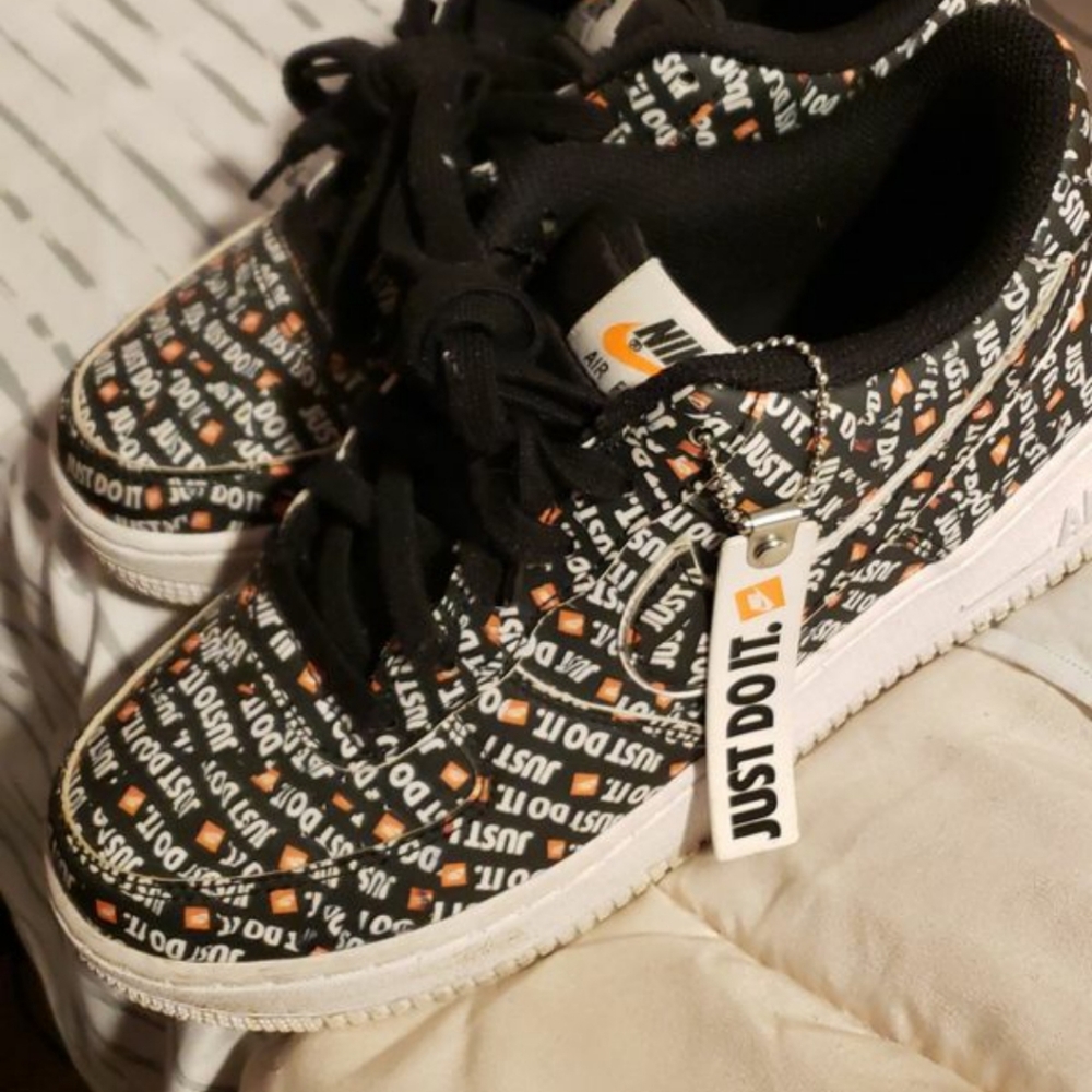 Nike shoes